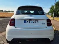 Gebraucht Fiat 500e Icon 86 kW (118 PS) 2021 Weiß Kleinwagen