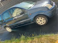 Gebraucht Ford Fusion 80 PS (58 kW) 2003 Blau Kleinwagen