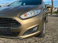 Gebraucht Ford Fiesta Titanium 75 PS (55 kW) 2014 Braun Limousine