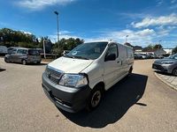 Gebraucht Toyota HiAce 117 PS (86 kW) 2011 Arktisweiß Van