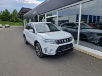 Używany Suzuki Vitara 102 KM (75 kW) 2022 Biały SUV