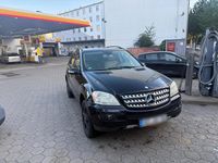 Gebraucht Mercedes ML320 224 PS (164 kW) 2007 Schwarz SUV