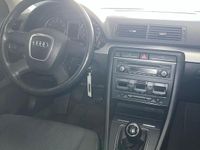 Usata Audi A4 131 CV (96 kW) 2006 Andere farben Berlina