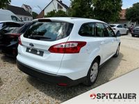 Gebraucht Ford Focus Trend 101 PS (74 kW) 2013 Weiss Kombi
