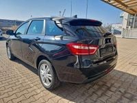 Gebraucht Lada Vesta 102 PS (75 kW) 2018 Schwarz Kombi