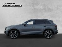 Gebraucht VW Touareg R-line 286 PS (210 kW) 2024 Grau SUV