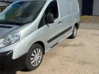 Gebraucht Peugeot Expert 120 PS (88 kW) 2015 Silber Van