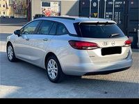 Gebraucht Opel Astra 136 PS (100 kW) 2017 Silber Kombi