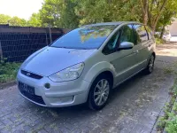 Gebraucht Ford S-MAX Titanium 140 PS (102 kW) 2007 Silber Van / Kleinbus