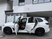Gebraucht BMW X5 M Sport 298 PS (219 kW) 2025 Weiß SUV