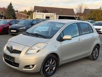 Gebraucht Daihatsu Charade 99 PS (72 kW) 2012 Gelb Limousine