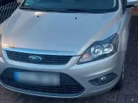 Gebraucht Ford Focus 125 PS (91 kW) 2009 Silber Limousine