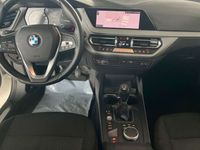 gebraucht BMW 118 i LED WLAN Comfort Navi Klimaaut.2 Zonen