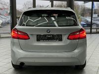 Gebraucht BMW 218 Active Tourer Advantage 136 PS (100 kW) 2017 Silber Van / Kleinbus