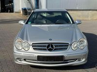 Gebraucht Mercedes CLK320 218 PS (160 kW) 2002 Silber Coupé