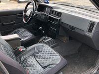Gebraucht Nissan King 126 PS (92 kW) 1992 Schwarz Pickup