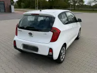 Gebraucht Kia Picanto 69 PS (50 kW) 2015 Weiß Kleinwagen