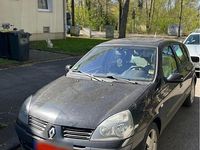 Gebraucht Renault Clio II 98 PS (72 kW) 2005 Schwarz Kleinwagen