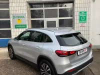 Gebraucht Mercedes GLA180 136 PS (100 kW) 2021 Silber SUV