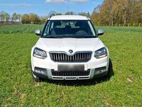 Gebraucht Skoda Yeti 105 PS (77 kW) 2014 Weiß SUV