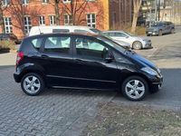 Gebraucht Mercedes A180 116 PS (85 kW) 2011 Schwarz Limousine