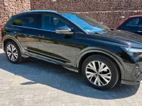 Gebraucht Audi Q4 e-tron Basis 125 kW (170 PS) 2021 Mythosschwarz metallic SUV