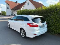 Gebraucht Ford Focus ST-Line 150 PS (110 kW) 2013 Weiß Kombi