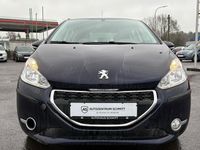 Gebraucht Peugeot 208 Active 82 PS (60 kW) 2015 Blau Kleinwagen