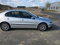 Second-hand Seat Leon 180 CP (132 kW) 2002 Argintiu Hatchback