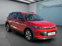 Gebraucht VW Tiguan 131 PS (96 kW) 2024 Rot SUV