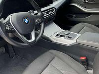 Gebraucht BMW 318 156 PS (114 kW) 2024 Weiß Kombi