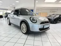 Gebraucht Mini Cooper S Favoured 204 PS (150 kW) 2025 Melting silver iii Kleinwagen