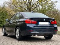 Gebraucht BMW 316 136 PS (100 kW) 2013 Blau Limousine