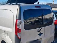 Gebraucht Renault Kangoo 90 PS (66 kW) 2017 Silber Van / Kleinbus