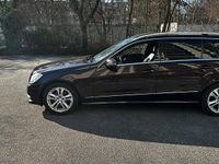 Gebraucht Mercedes E200 136 PS (100 kW) 2012 Braun Kombi
