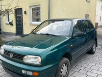 Gebraucht VW Golf III 90 PS (66 kW) 1997 Grün Kleinwagen