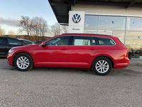 Gebraucht VW Passat Business 122 PS (89 kW) 2023 Rot Kombi