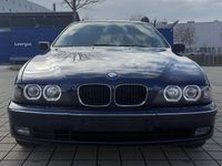 Gebraucht BMW 523 170 PS (125 kW) 1996 Blau Limousine