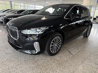 Gebraucht BMW 218 Active Tourer Luxury Line 135 PS (99 kW) 2023 Schwarz Van / Kleinbus