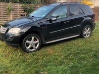 Gebraucht Mercedes ML320 224 PS (164 kW) 2006 Schwarz SUV