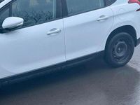 Gebraucht Peugeot 2008 82 PS (60 kW) 2016 Weiß SUV