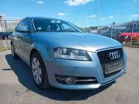 Gebraucht Audi A3 Attraction 105 PS (77 kW) 2010 Sphaerenblau Kleinwagen