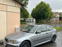 Gebraucht BMW 320 150 PS (110 kW) 2004 Grau Coupé