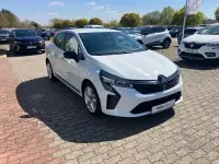 Używany Renault Clio V Evolution 67 KM (49 kW) 2023 Biały Sedan/Limuzyna