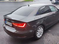 gebraucht Audi A3 1.6 TDI Limousine ultra Attraction