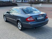 Gebraucht Mercedes CLK200 163 PS (119 kW) 2004 Blau Coupé