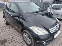 Gebraucht Mercedes A160 Avantgarde 95 PS (69 kW) 2010 Schwarz Kleinwagen