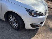 Gebraucht Peugeot 308 SW 120 PS (88 kW) 2015 Schwarz Kombi