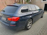 Gebraucht BMW 525 218 PS (160 kW) 2012 Blau Kombi