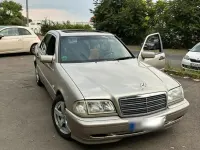 Gebraucht Mercedes C200 Classic 136 PS (100 kW) 1998 Gold Limousine